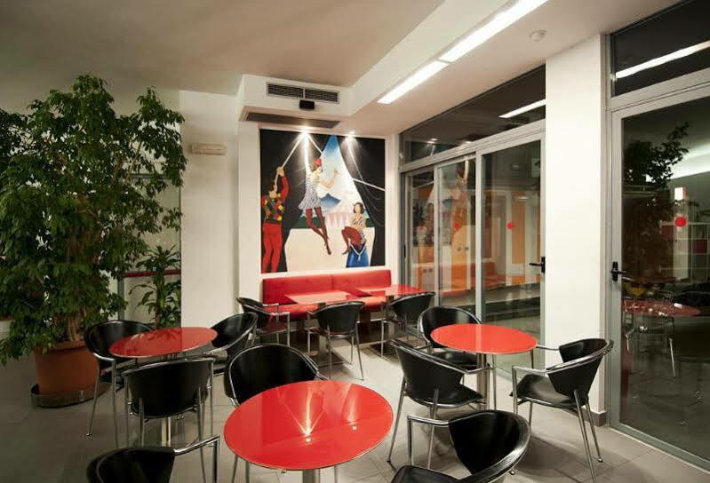 Hotel Domus Expo Parabiago Exterior foto